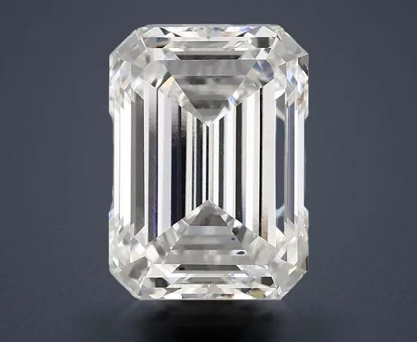 3.61 Carat · E · VS1 Rare Carat Ideal Cut
