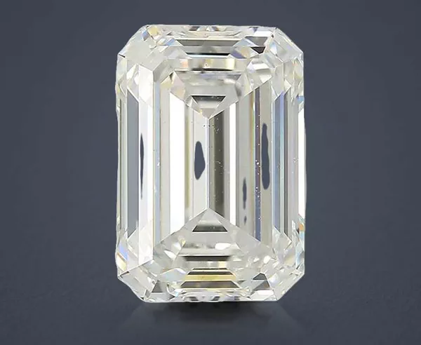 6.43 Carat · F · VS2 Rare Carat Ideal Cut