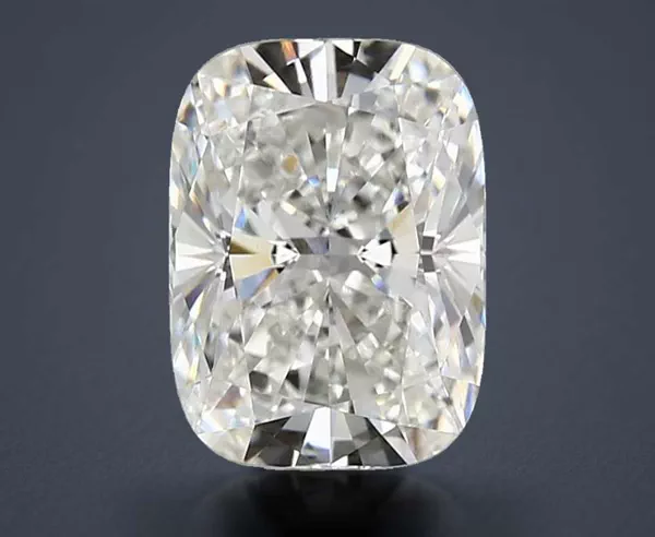 4.39 Carat · F · VS1 Rare Carat Ideal Cut