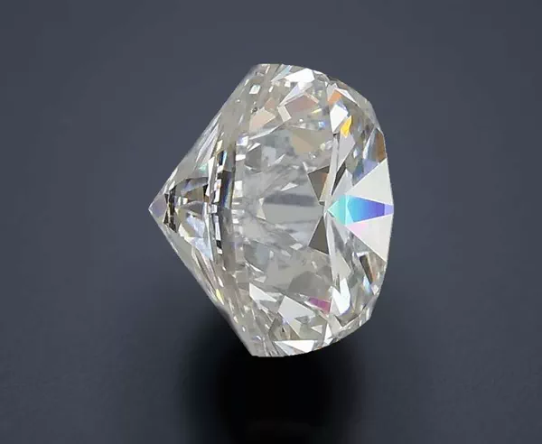 2.88 Carat · G · VS2 Rare Carat Ideal Cut