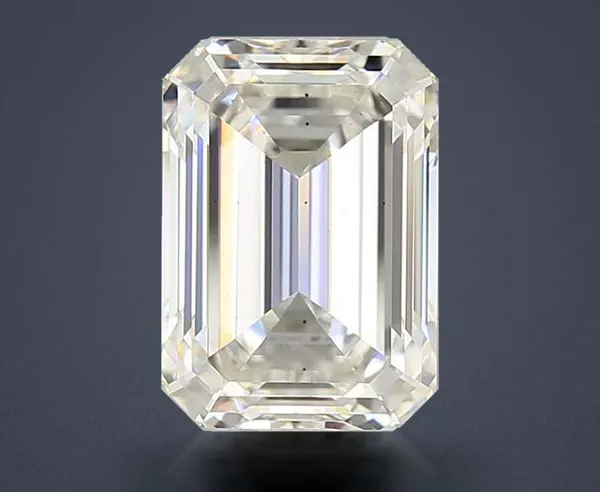 3.07 Carat · G · VS2 Rare Carat Ideal Cut