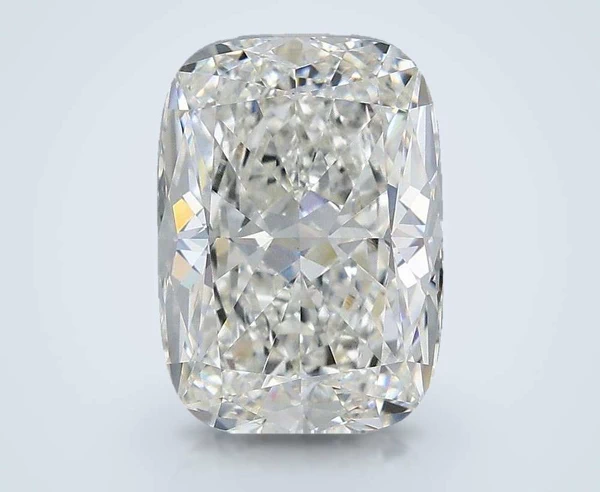 3.69 Carat · G · VVS2 Rare Carat Ideal Cut