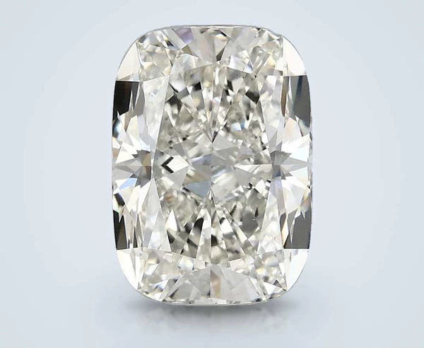 4 Carat · G · VVS2 Rare Carat Ideal Cut