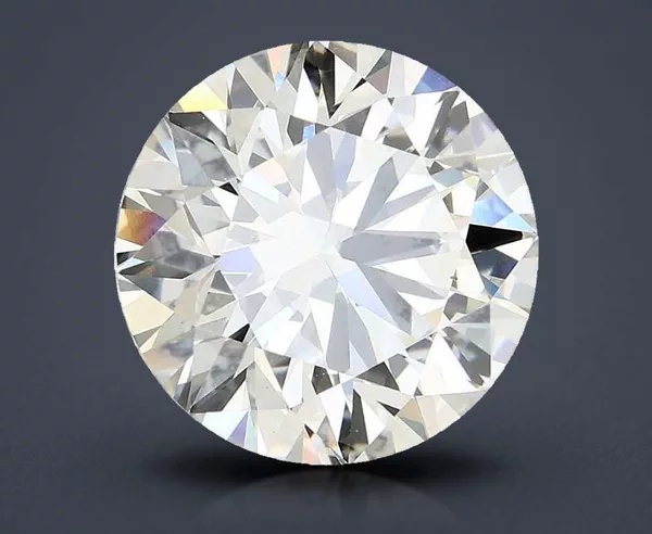 3.79 Carat · H · VS1 Rare Carat Ideal Cut