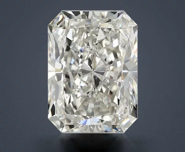 4.84 Carat · G · VS1 Rare Carat Ideal Cut