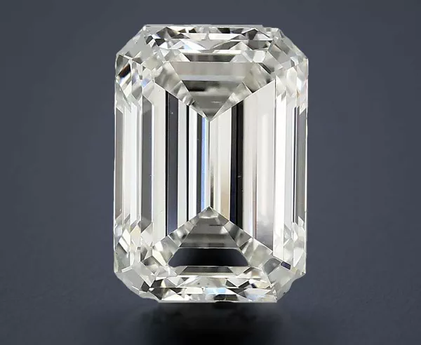 4.04 Carat · G · VS1 Rare Carat Ideal Cut