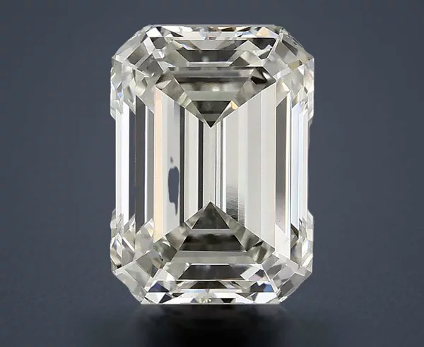 3.19 Carat · G · VVS2 Rare Carat Ideal Cut