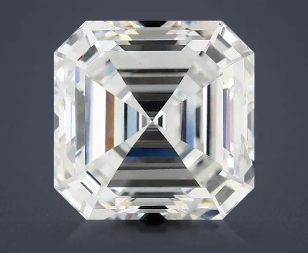 2.8 Carat · E · VVS2 excellent Cut