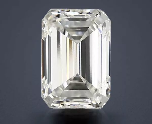 2.89 Carat · F · VVS2 Rare Carat Ideal Cut