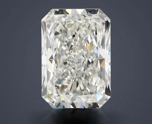 3.04 Carat · G · VVS2 Rare Carat Ideal Cut
