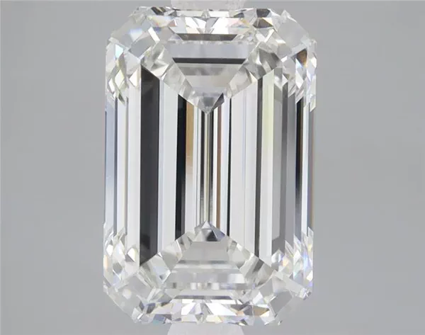 4.39 Carat · F · VVS2 Rare Carat Ideal Cut