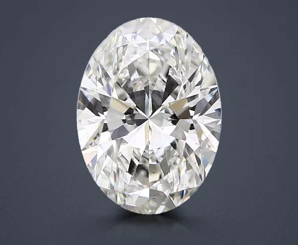 4.28 Carat · G · VS2 Rare Carat Ideal Cut