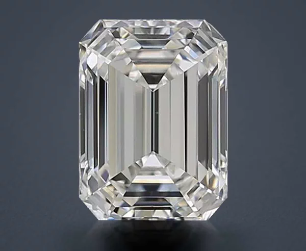 2.42 Carat · G · VS1 Rare Carat Ideal Cut