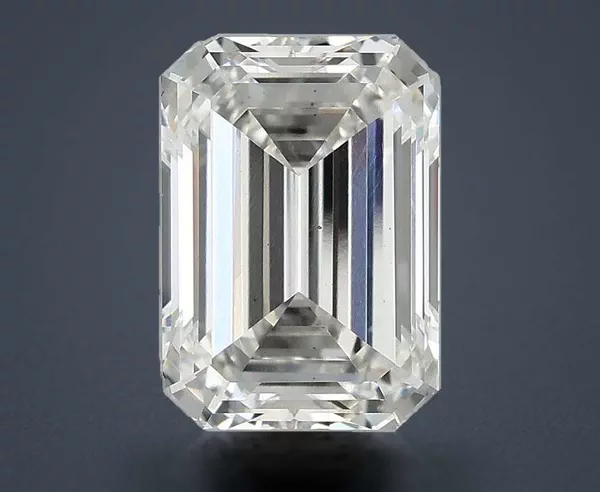 3.55 Carat · F · VS2 Rare Carat Ideal Cut