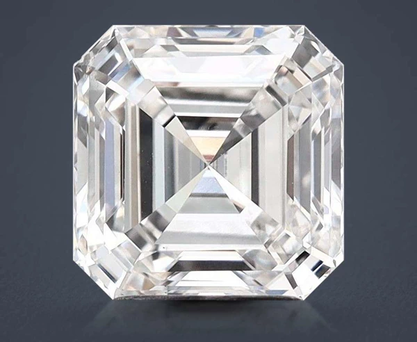 3.04 Carat · G · VS1 Rare Carat Ideal Cut