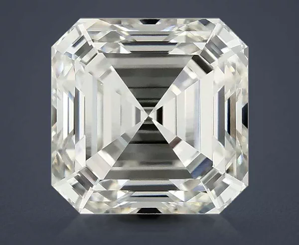 2.1 Carat · G · VVS2 Rare Carat Ideal Cut
