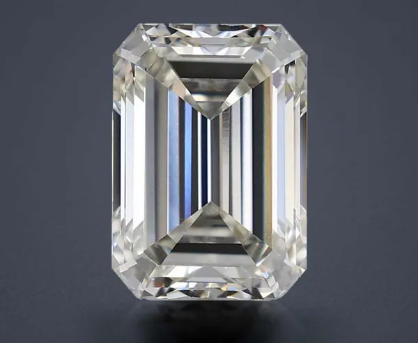 2.02 Carat · H · VVS2 Rare Carat Ideal Cut