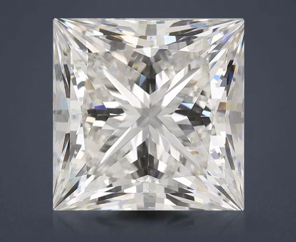 7.7 Carat · H · VS1 Rare Carat Ideal Cut