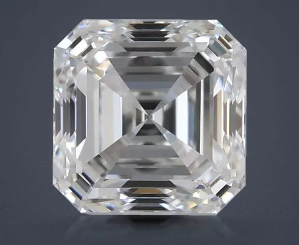 0.7 Carat · H · IF Rare Carat Ideal Cut