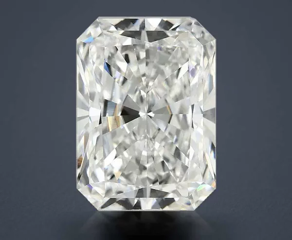 4.81 Carat · E · VVS2 Rare Carat Ideal Cut