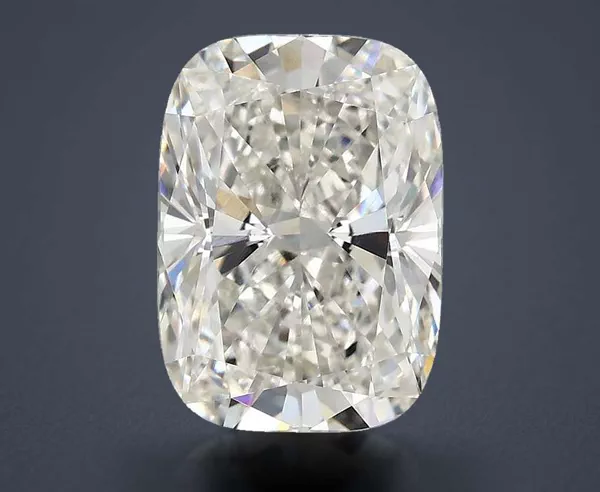 2.1 Carat · F · VS1 Rare Carat Ideal Cut