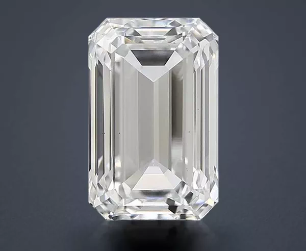 6.02 Carat · E · VS1 Rare Carat Ideal Cut