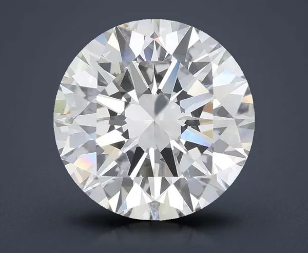 6 Carat · F · VVS1 excellent Cut