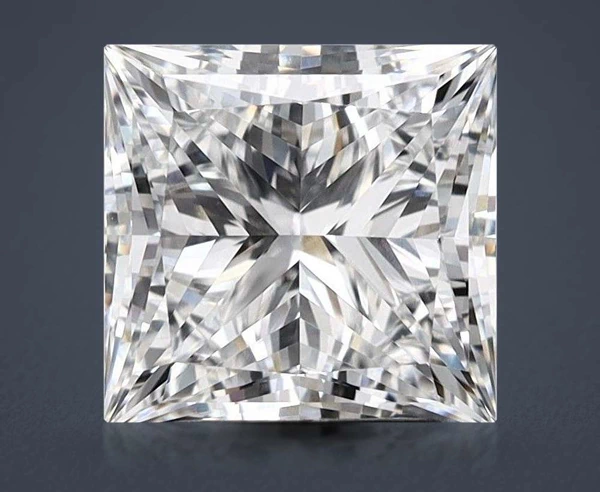 3.27 Carat · D · VVS2 Rare Carat Ideal Cut