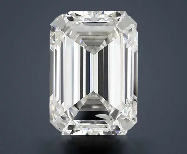 3.13 Carat · F · VVS2 Rare Carat Ideal Cut