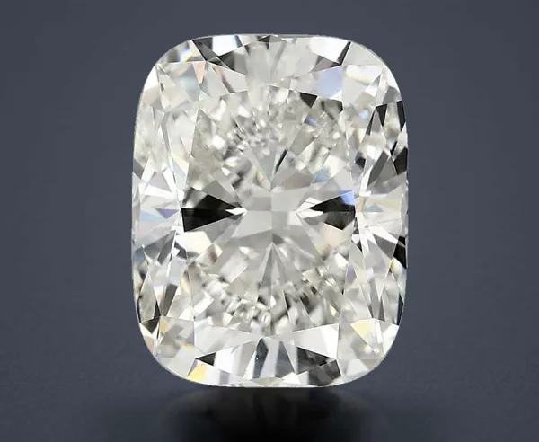 4.01 Carat · G · VVS2 Rare Carat Ideal Cut