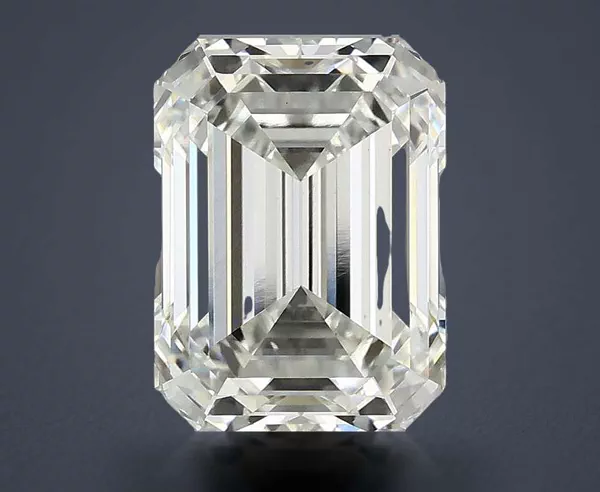 3.59 Carat · H · VS1 Rare Carat Ideal Cut
