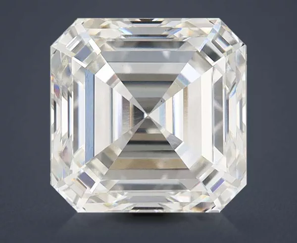 4.21 Carat · G · VS1 Rare Carat Ideal Cut