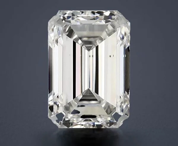 2.01 Carat · F · VS2 Rare Carat Ideal Cut