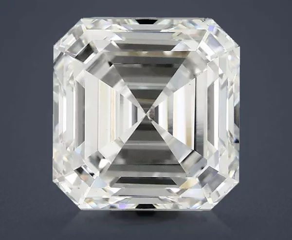 4.31 Carat · F · VS1 Rare Carat Ideal Cut