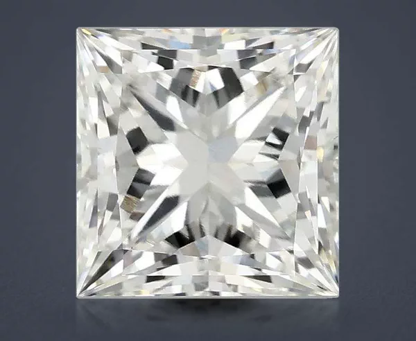 2.82 Carat · G · VS1 Rare Carat Ideal Cut