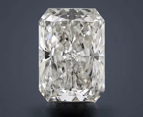 4.02 Carat · G · VS1 Rare Carat Ideal Cut
