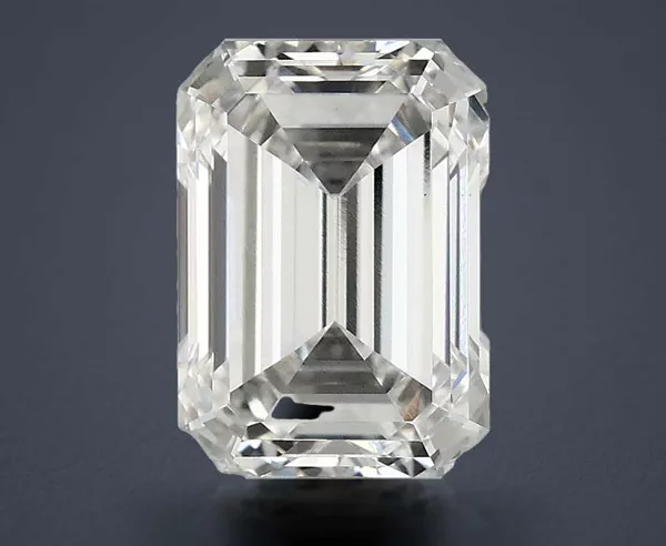 3.37 Carat · F · VS1 Rare Carat Ideal Cut