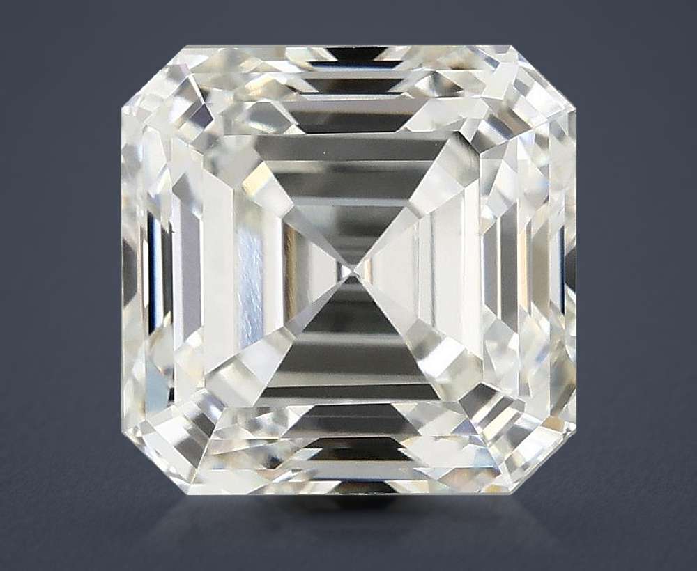 2.1 Carat · G · VVS2 Rare Carat Ideal Cut