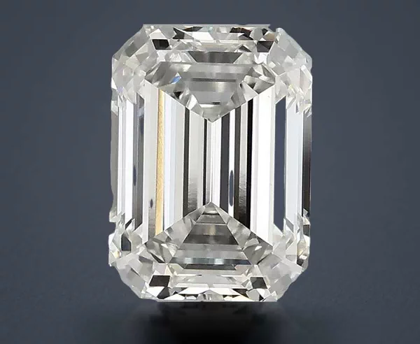 2.48 Carat · F · VS1 Rare Carat Ideal Cut