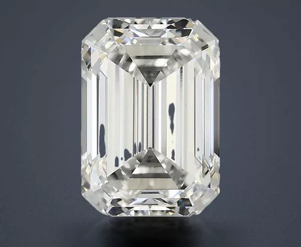 3.53 Carat · F · VVS2 Rare Carat Ideal Cut