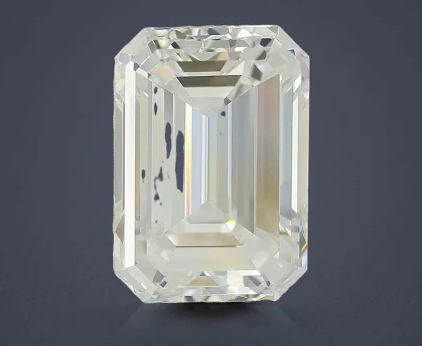 5.24 Carat · E · VVS2 Rare Carat Ideal Cut