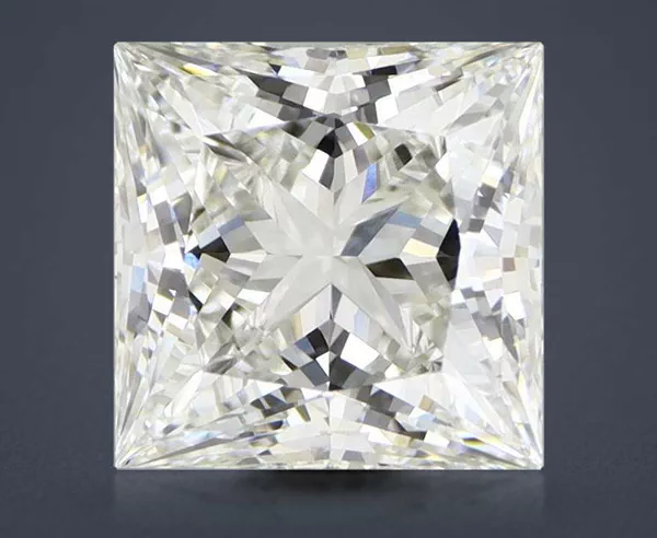 2 Carat · E · IF Rare Carat Ideal Cut