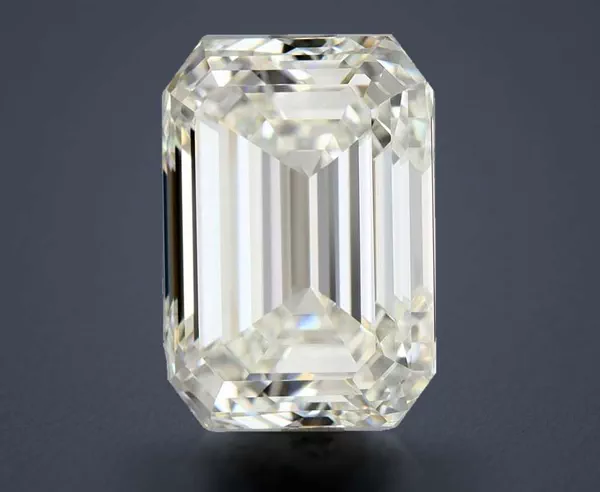 4.01 Carat · J · VVS1 very good Cut