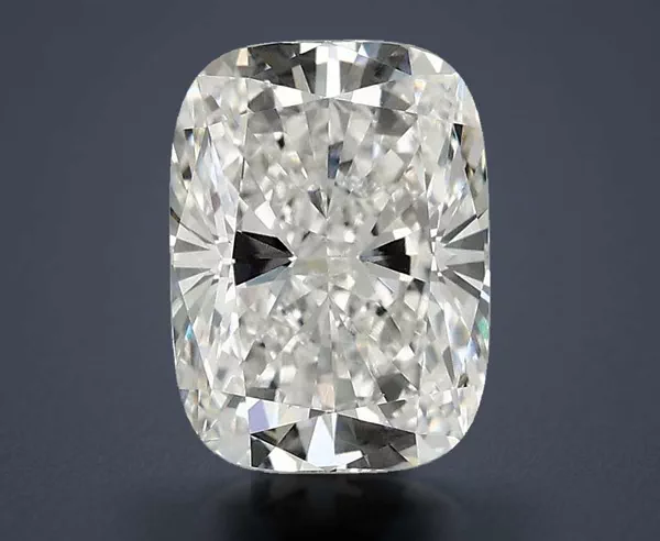 2.1 Carat · F · VS1 Rare Carat Ideal Cut