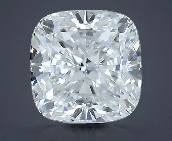 0.7 Carat · E · VVS2 very good Cut