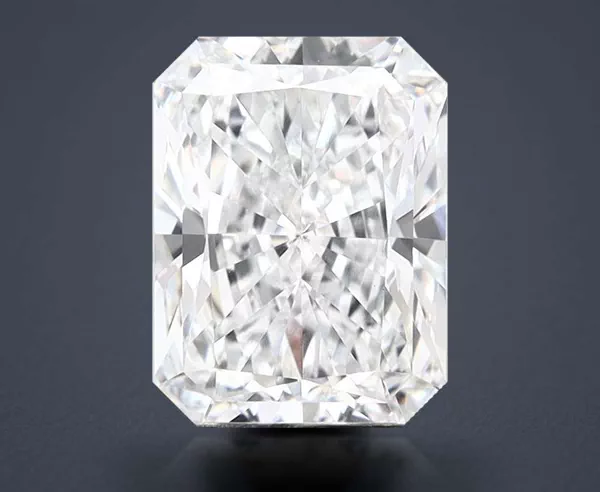 2.8 Carat · D · VS1 Rare Carat Ideal Cut