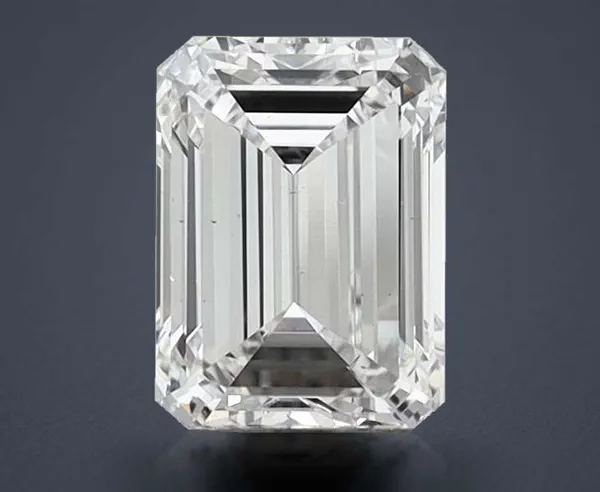 2.01 Carat · E · VS1 Rare Carat Ideal Cut