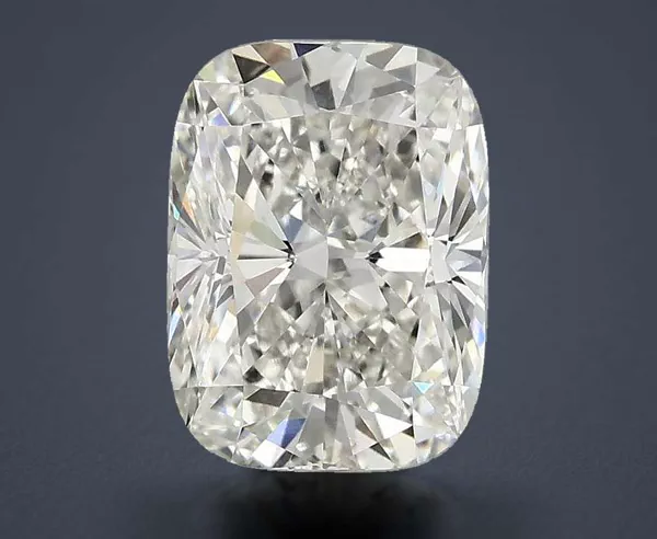 2.47 Carat · G · VVS2 Rare Carat Ideal Cut