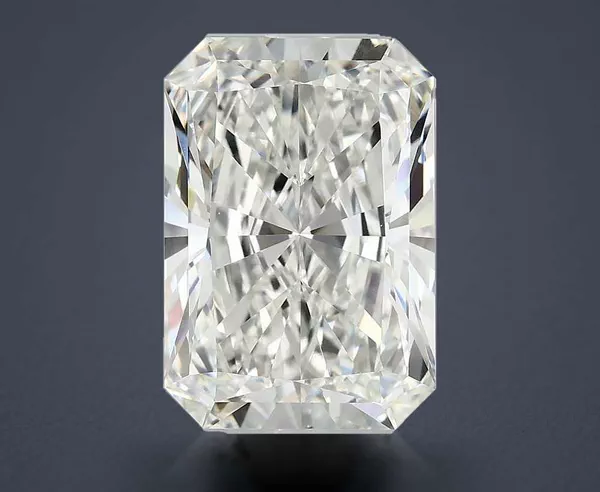 7.04 Carat · G · VVS2 Rare Carat Ideal Cut