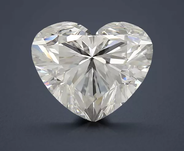 2.8 Carat · H · VS2 Rare Carat Ideal Cut